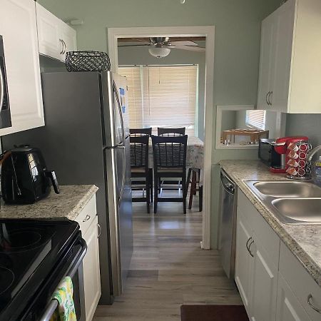 3 Bedroom House Fenced Backyard Private Patio Areas Grill Firepit Plenty Parking! Quick Access 10 Min To Beach Airport Delray West Palm ليك وورث المظهر الخارجي الصورة