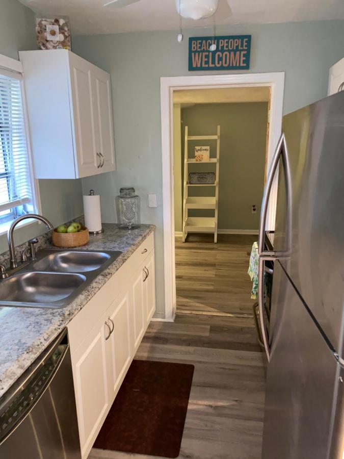 3 Bedroom House Fenced Backyard Private Patio Areas Grill Firepit Plenty Parking! Quick Access 10 Min To Beach Airport Delray West Palm ليك وورث المظهر الخارجي الصورة